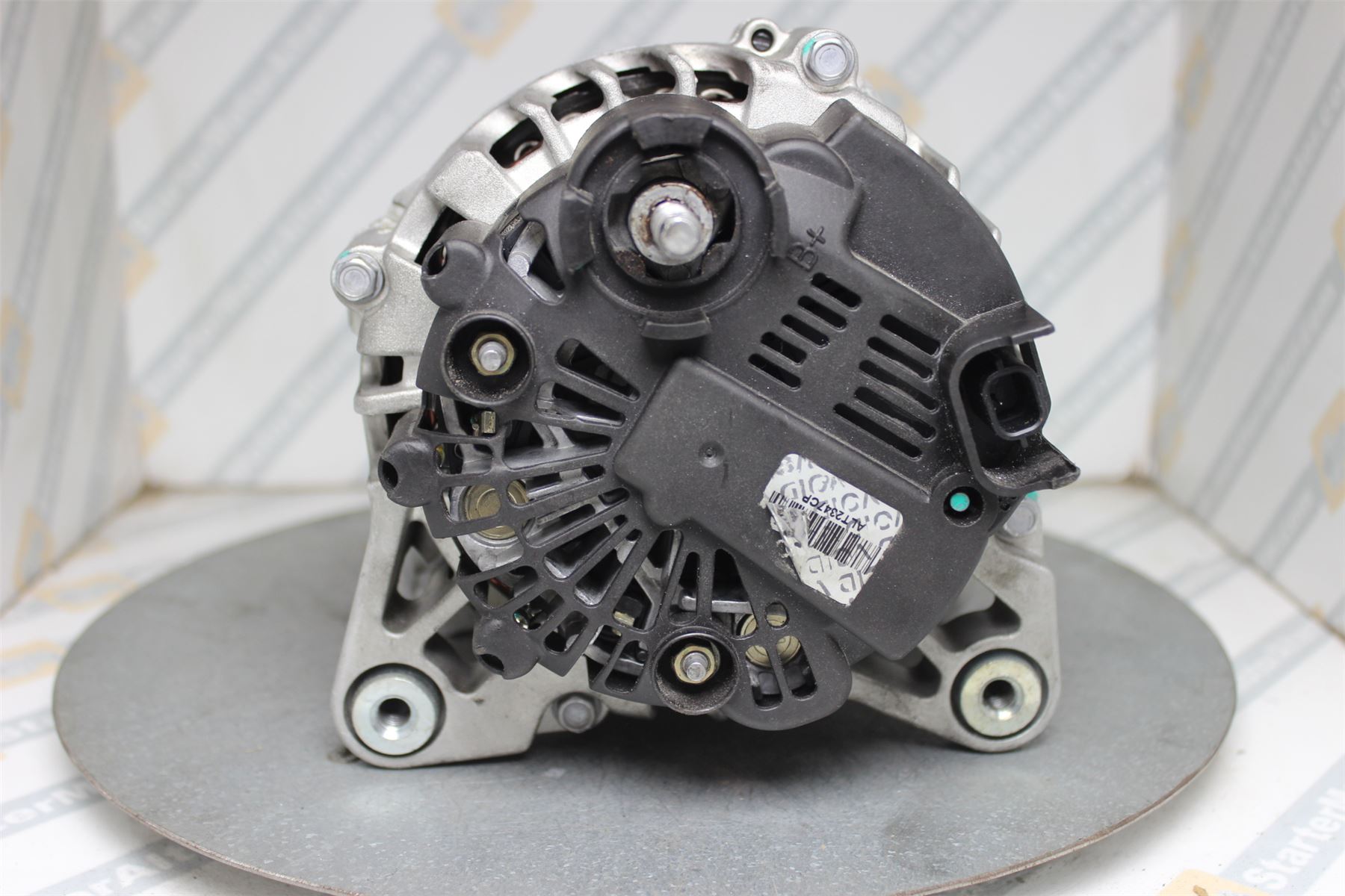 XIK3716 Alternator For Renault