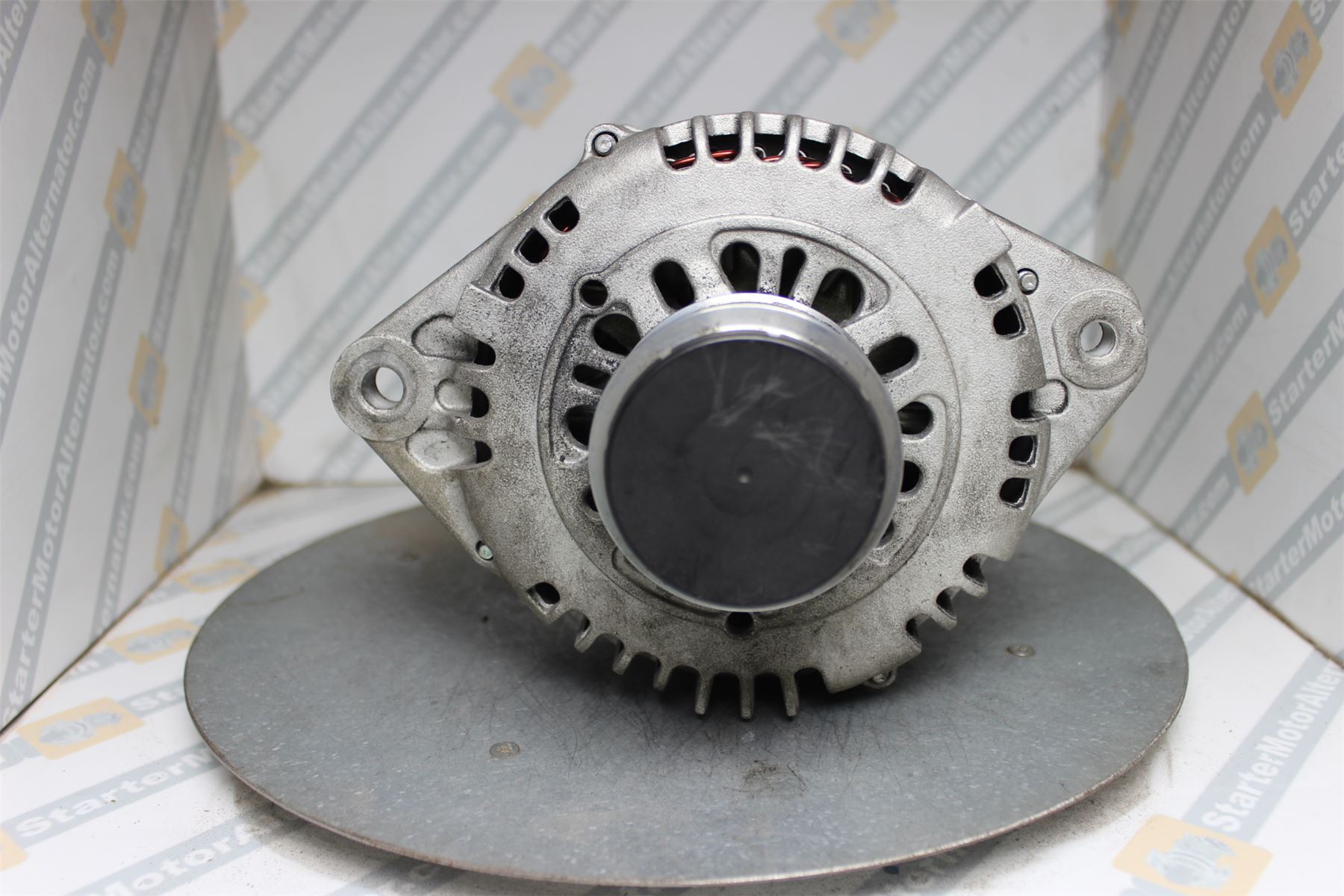 XIG1044 Alternator For Opel / Vauxhall