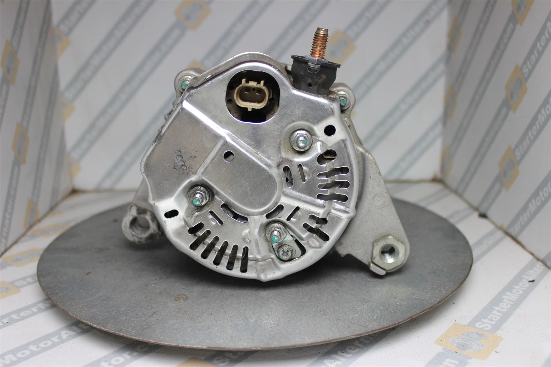 XIK2798 Alternator For Jeep
