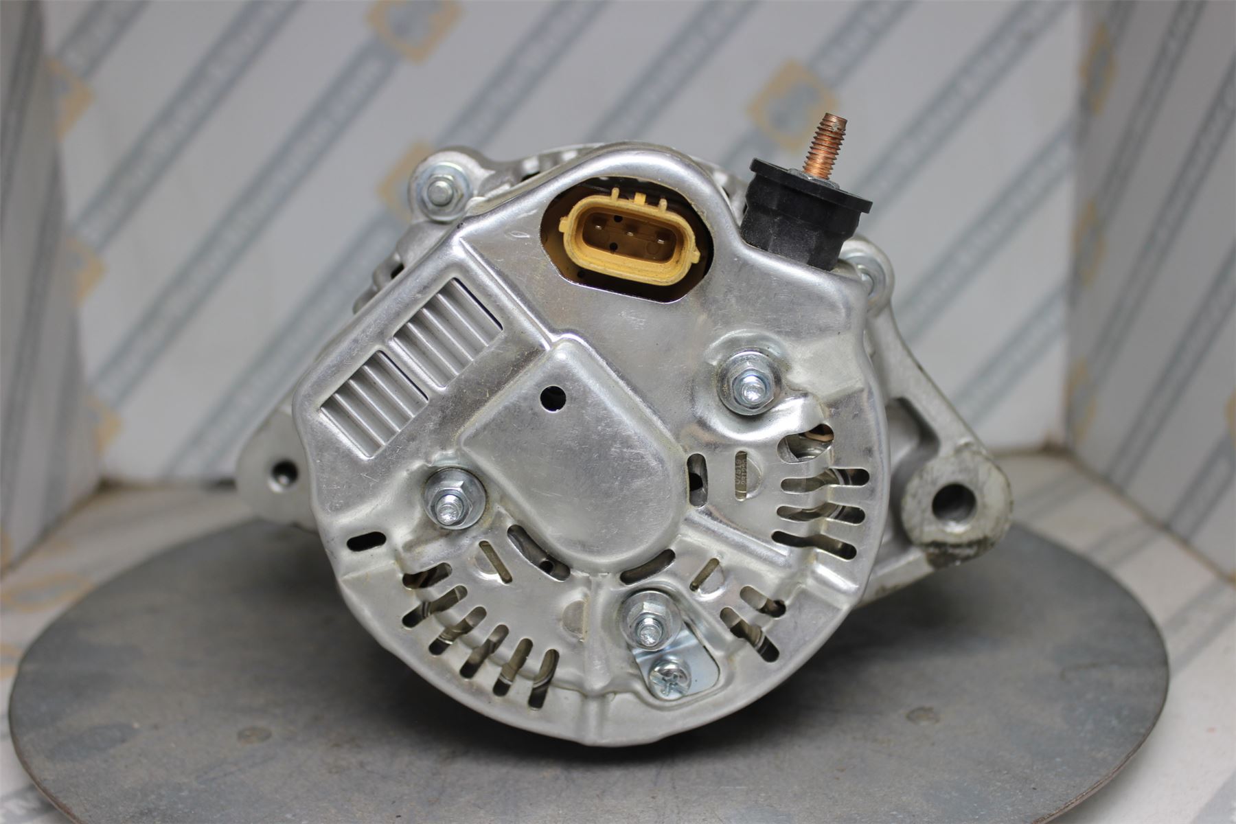 XIB1534 Alternator For Toyota