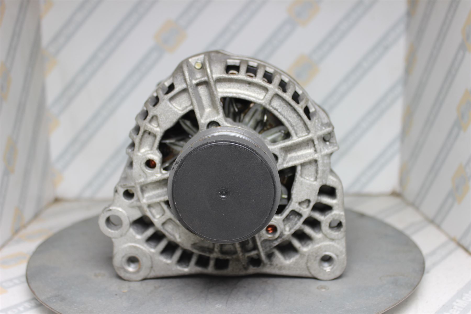 XIC1810 Alternator For Audi / Seat / Skoda / Volkswagen