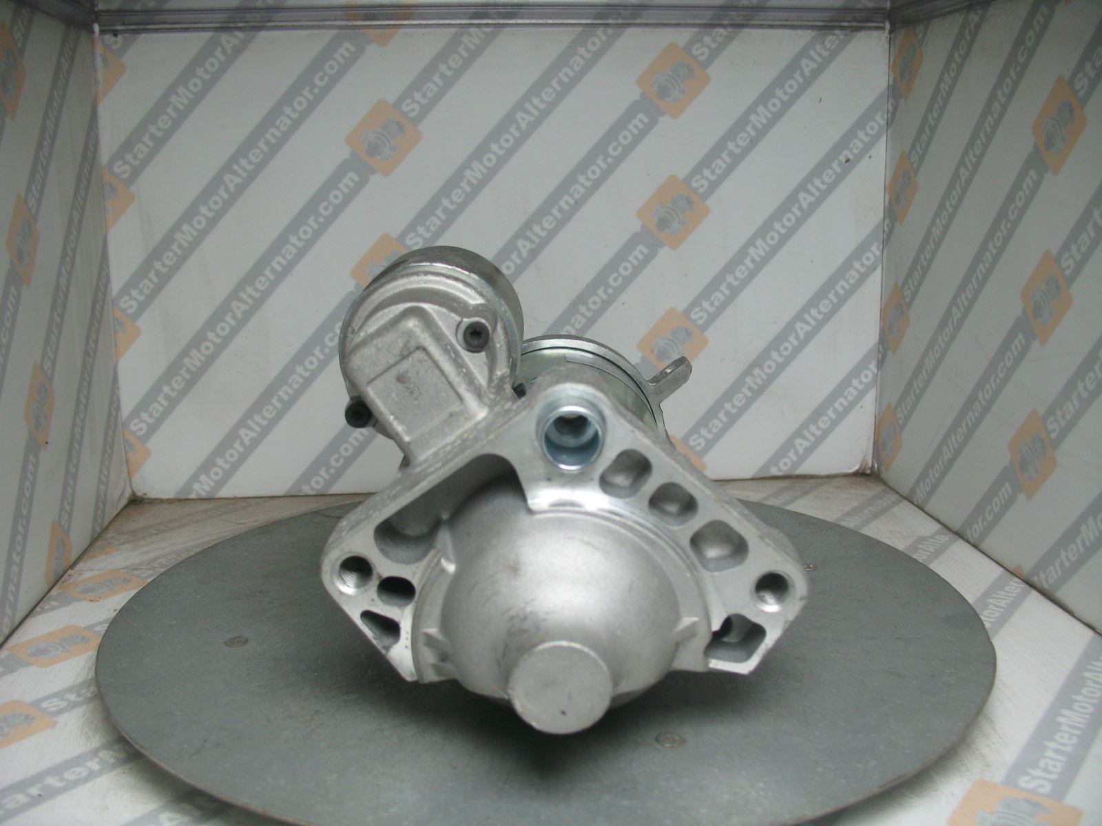 XIY3813 Starter Motor For Volvo