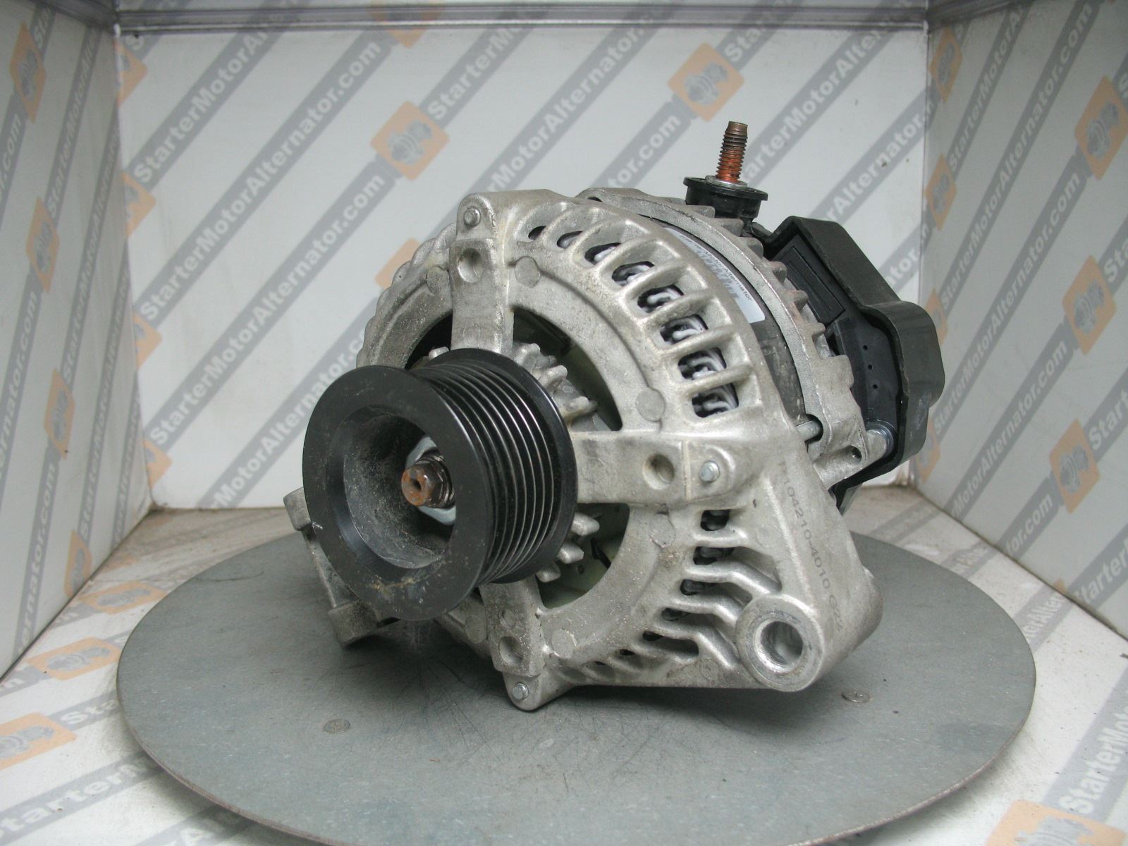 XIK3266 Alternator For Land Rover