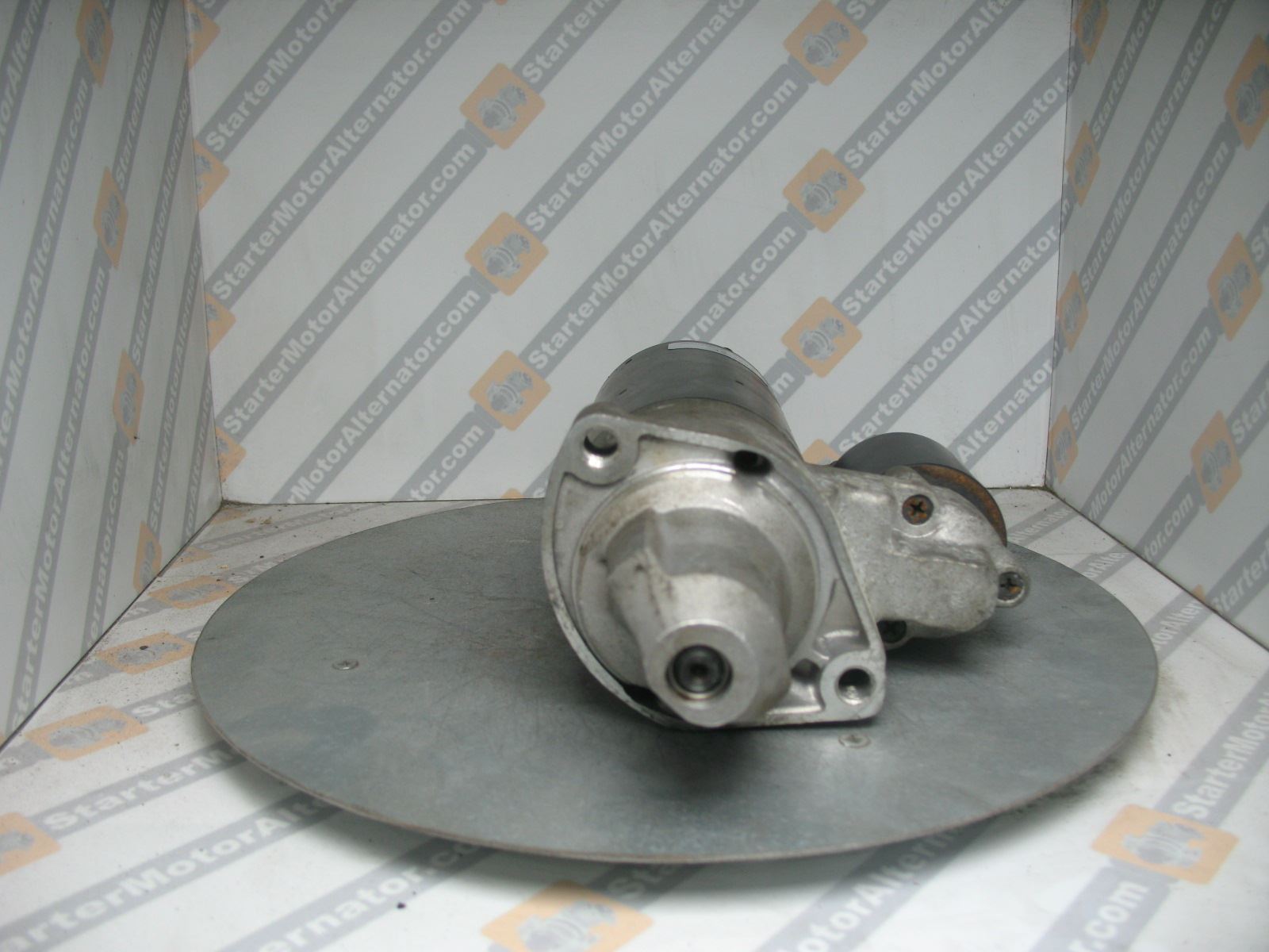 XIY1585 Starter Motor For Chrysler / Jeep / Maybach / Mercedes Benz