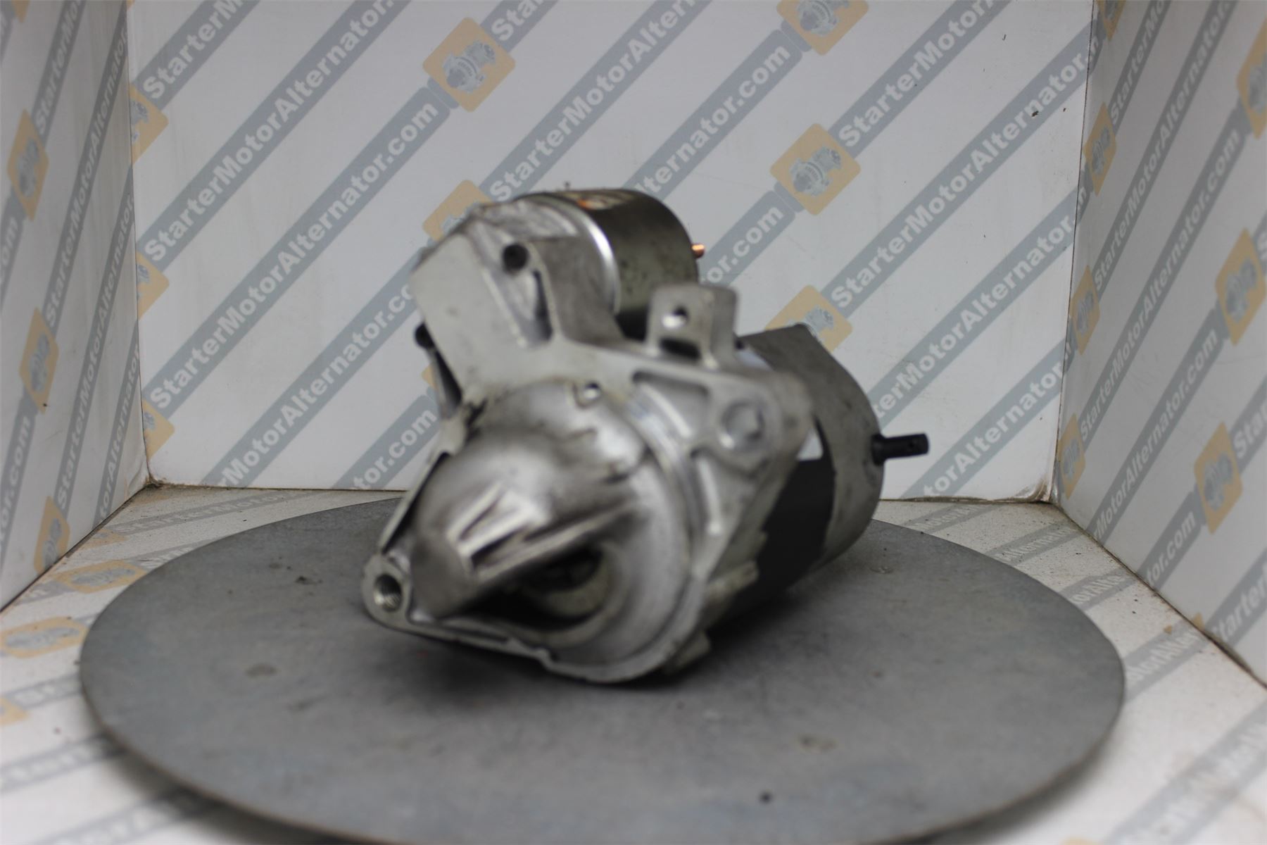 XIY2295 Starter Motor For Citroen / Peugeot / Toyota