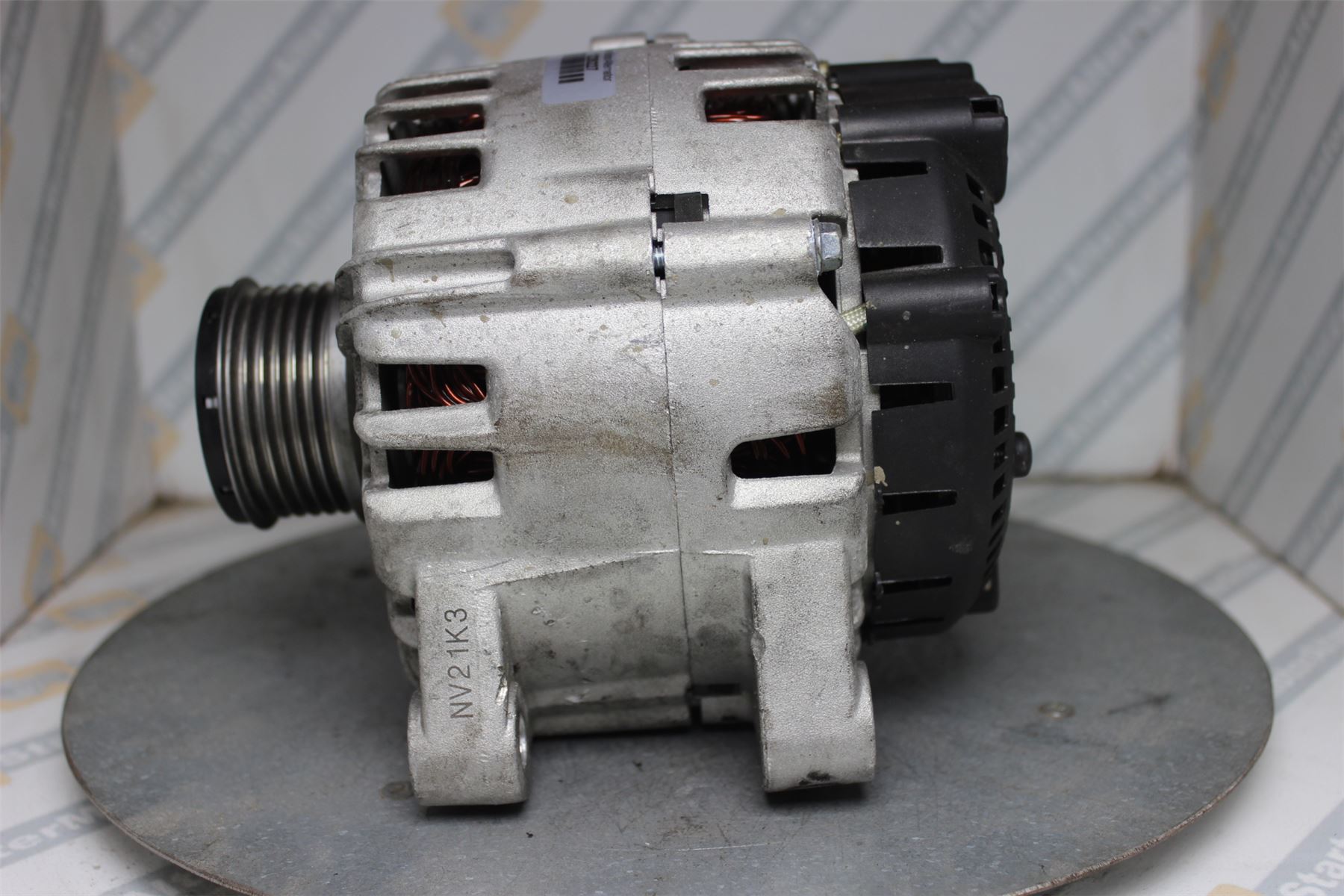 XIC2033 Alternator For Citroen / DS / Mitsubishi / Peugeot