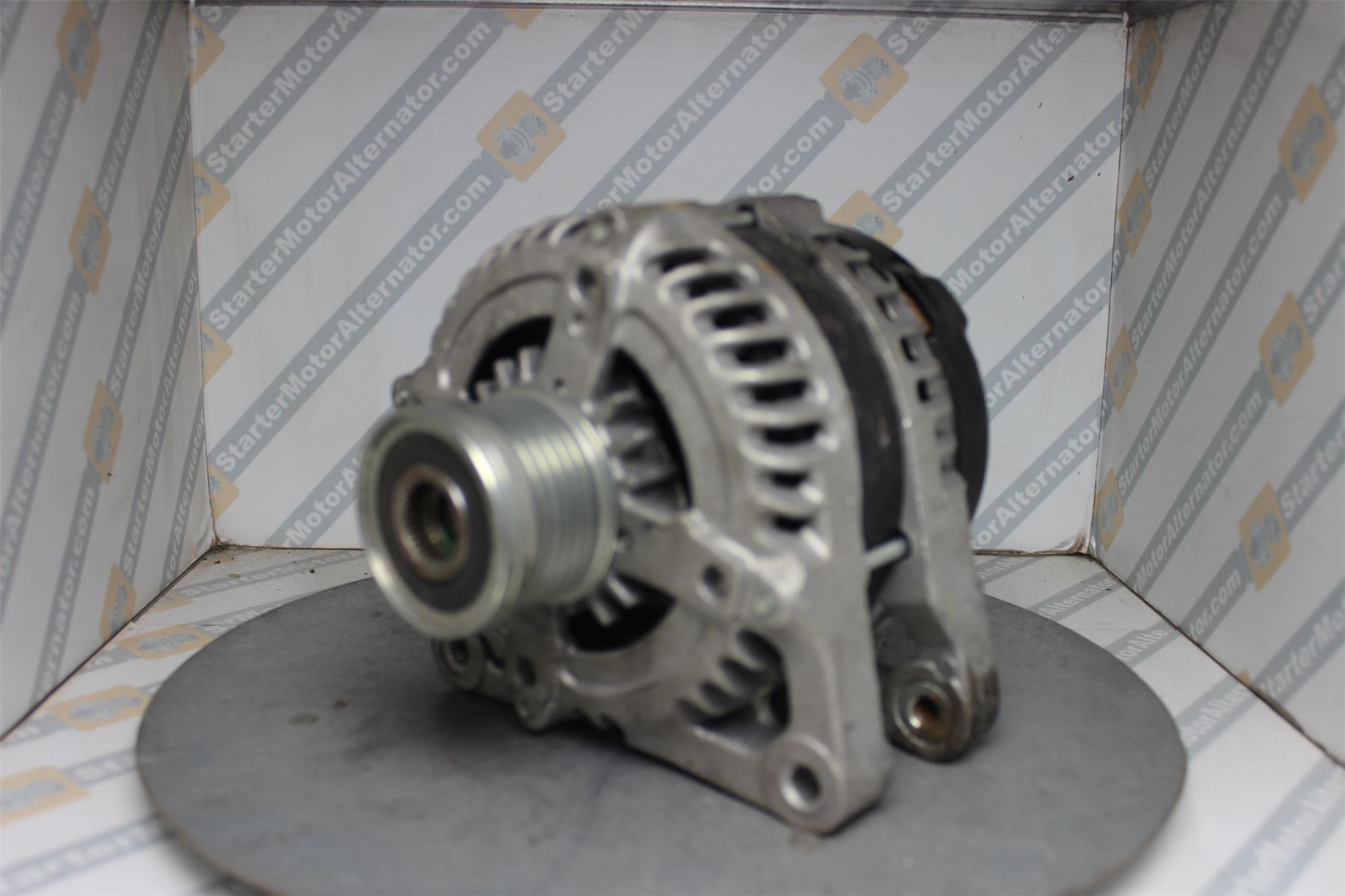 XIK4390 Alternator For Ford
