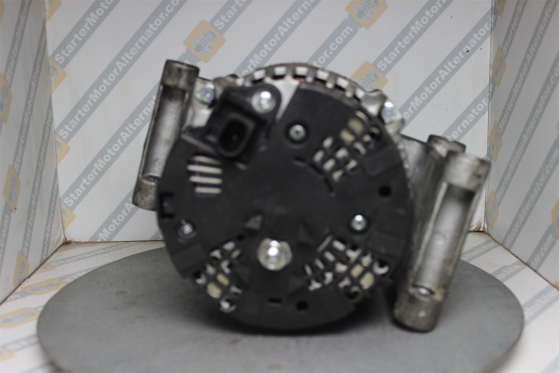 XIK3592 Alternator For Ford