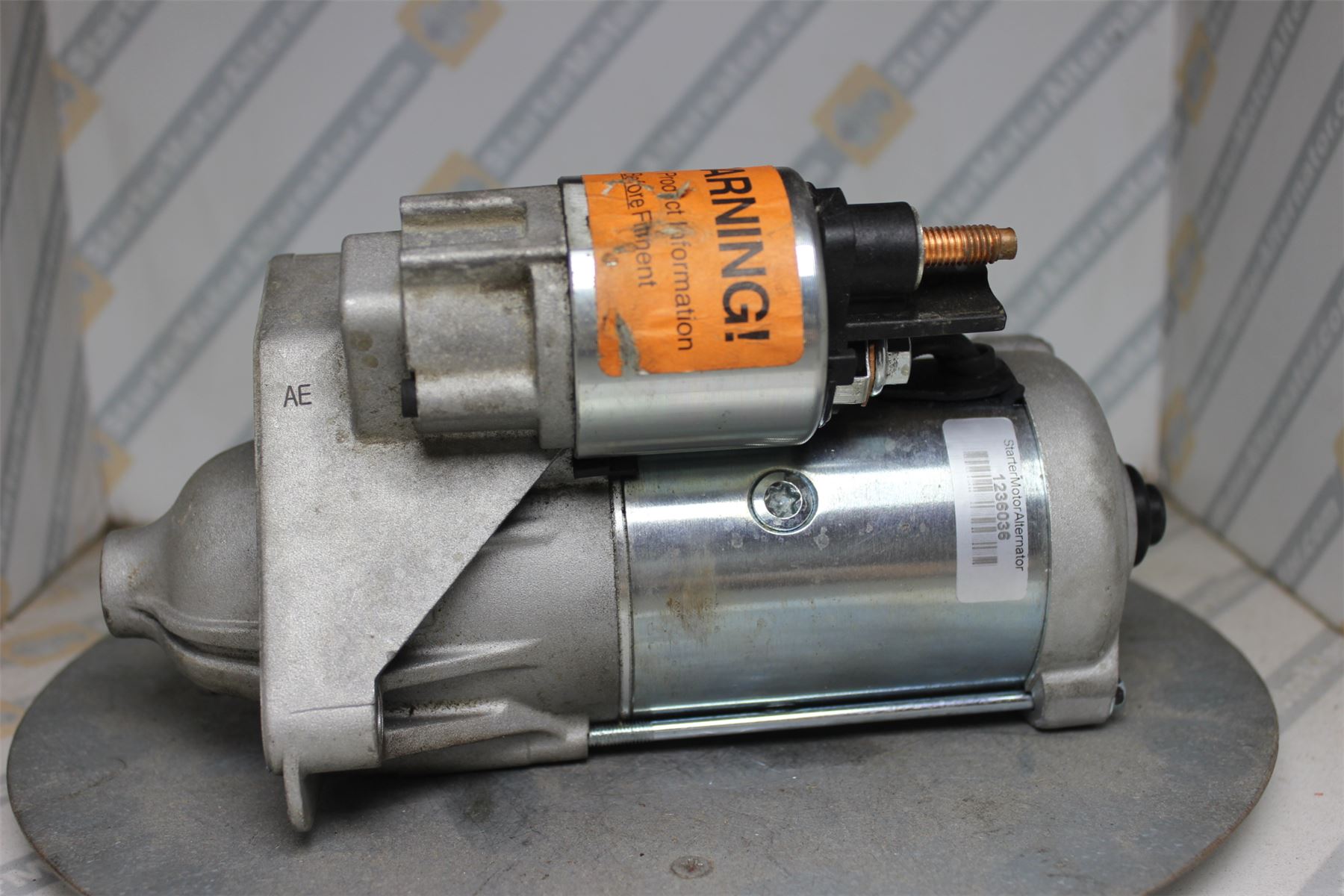 XIY2526 Starter Motor For Mercedes Benz / Nissan / Opel / Renault / Vauxhall