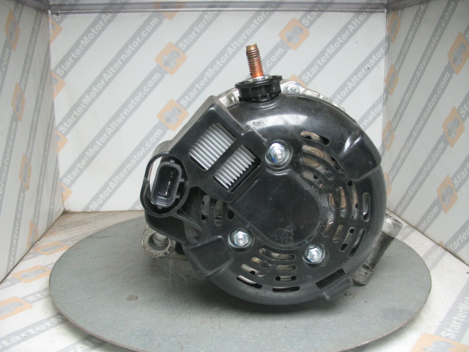 XIK3266 Alternator For Land Rover