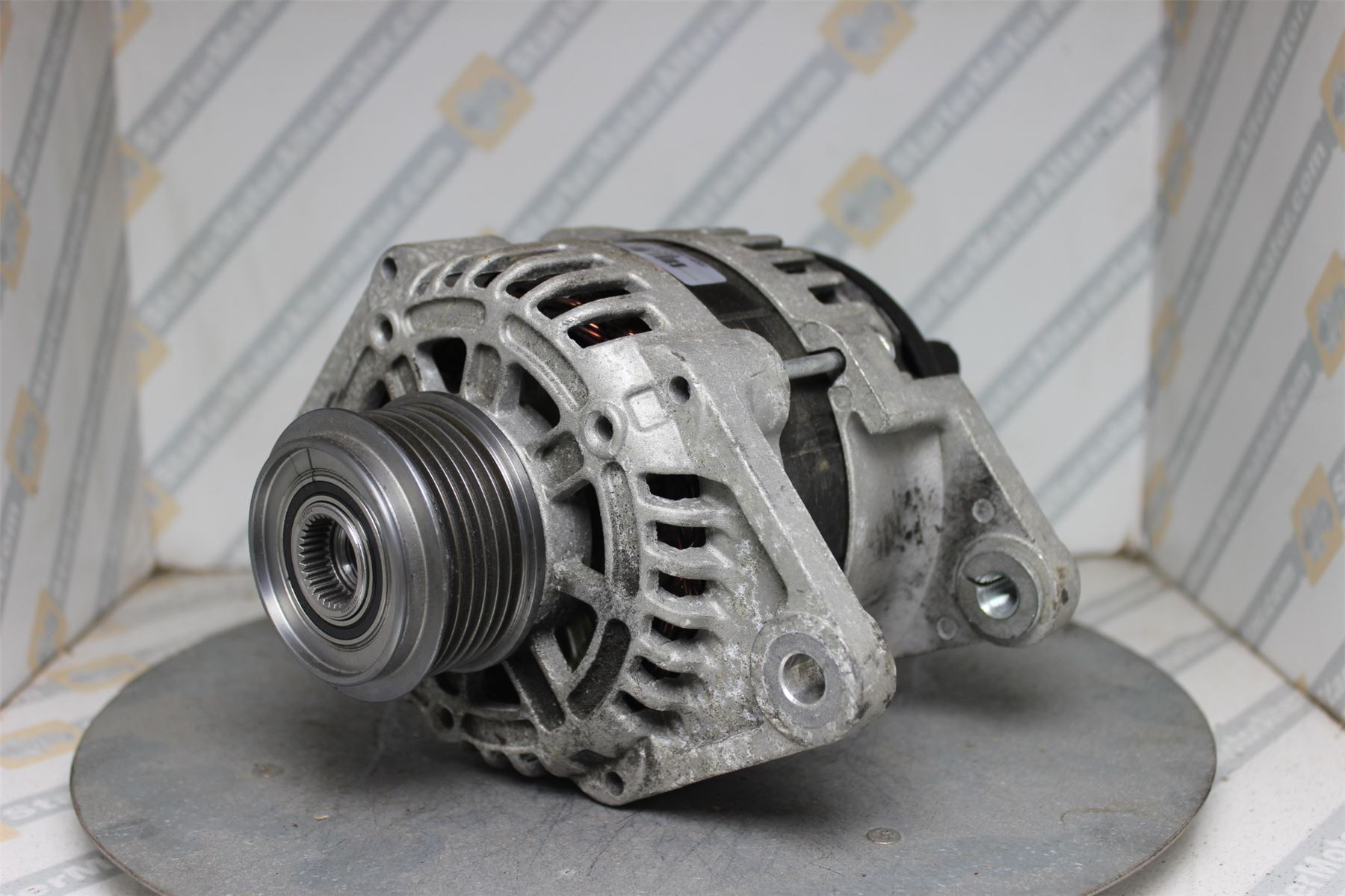 XIK3357 Alternator For Opel / Vauxhall