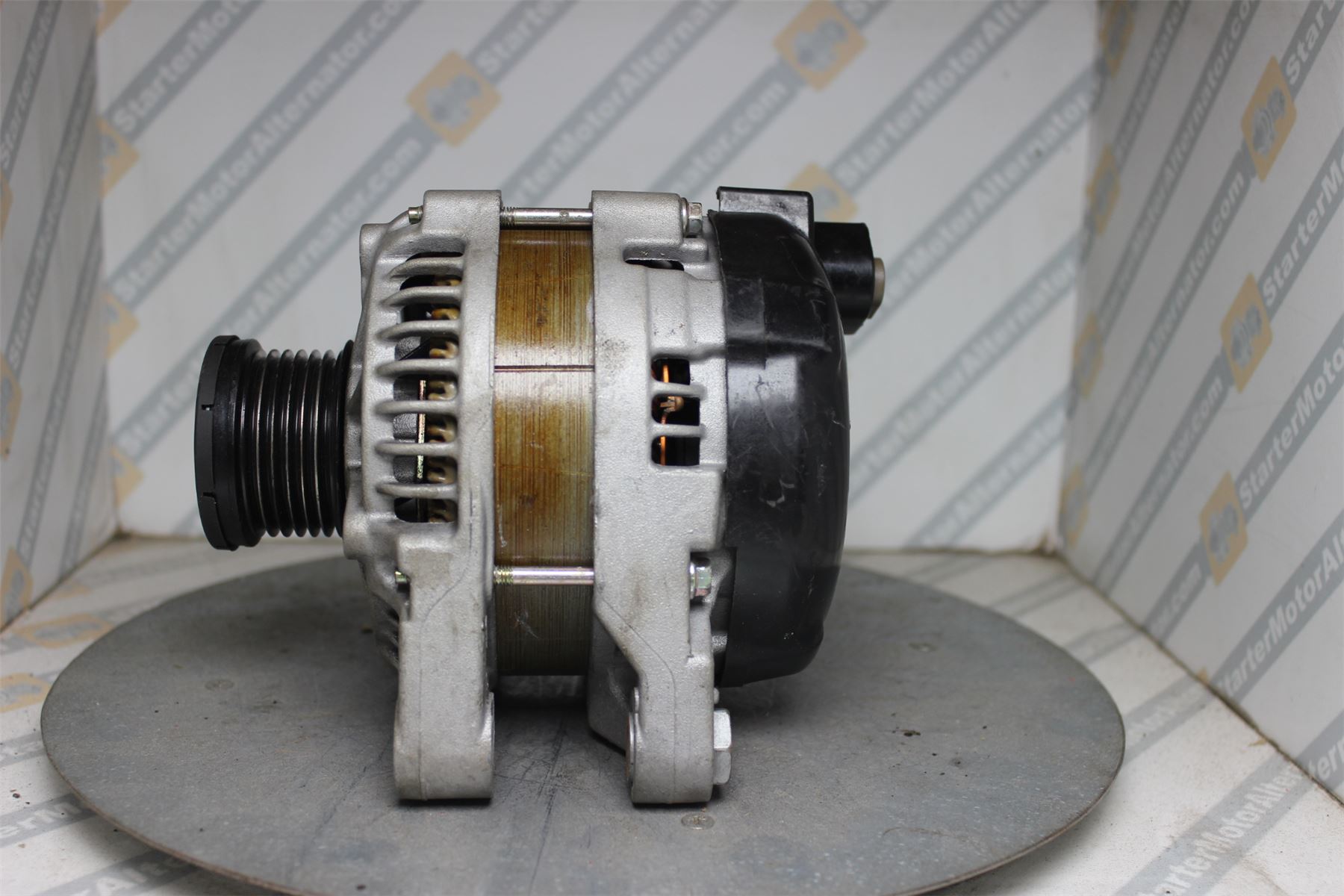 XIK3763 Alternator For Ford