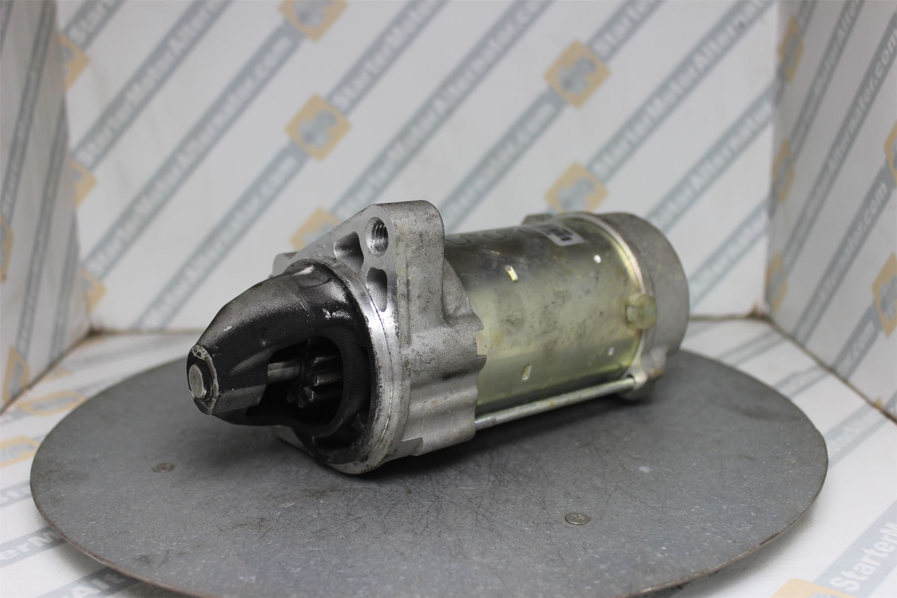 XIY2487 Starter Motor For Mercedes Benz