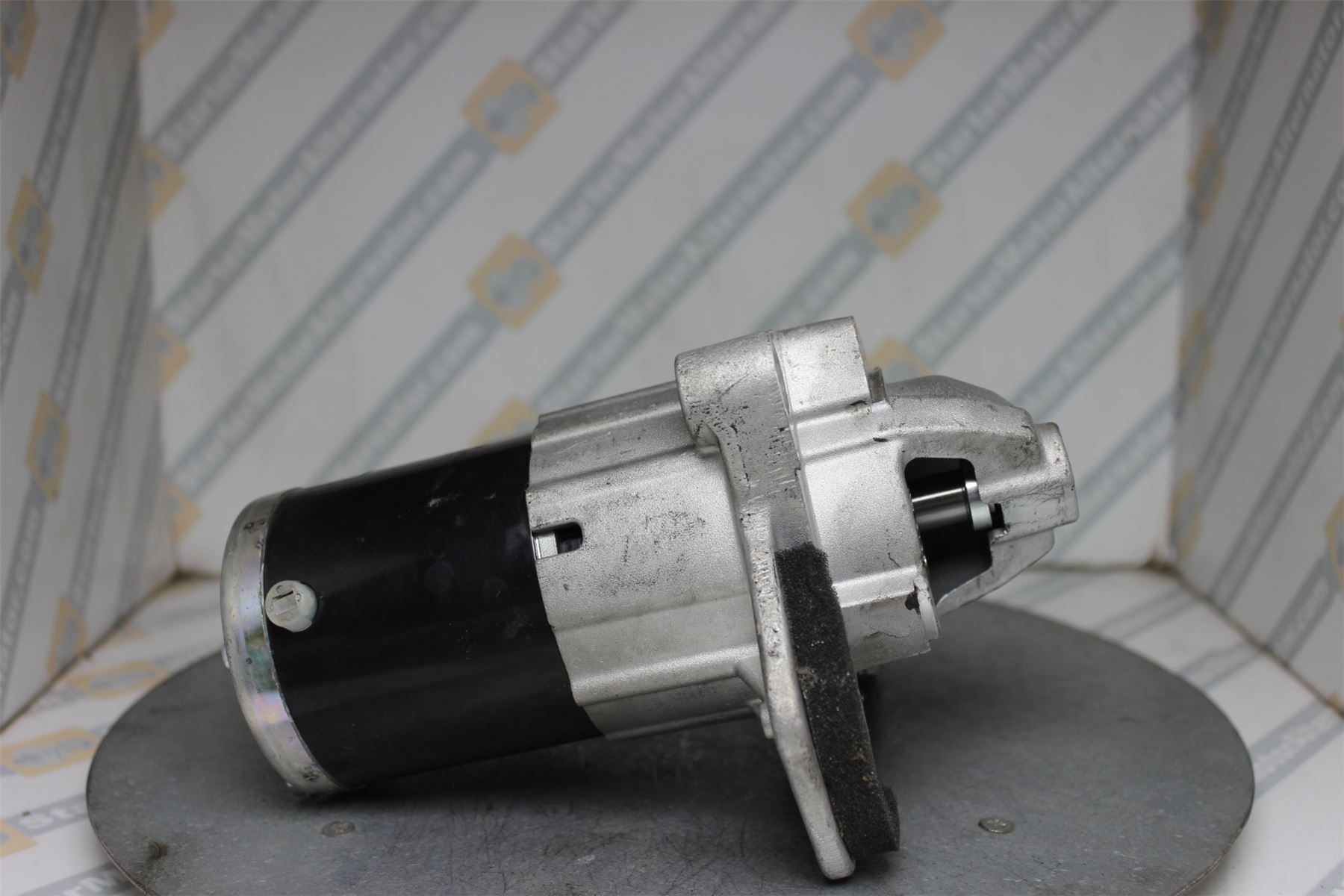 XIY3906 Starter Motor For Dacia / Nissan / Renault