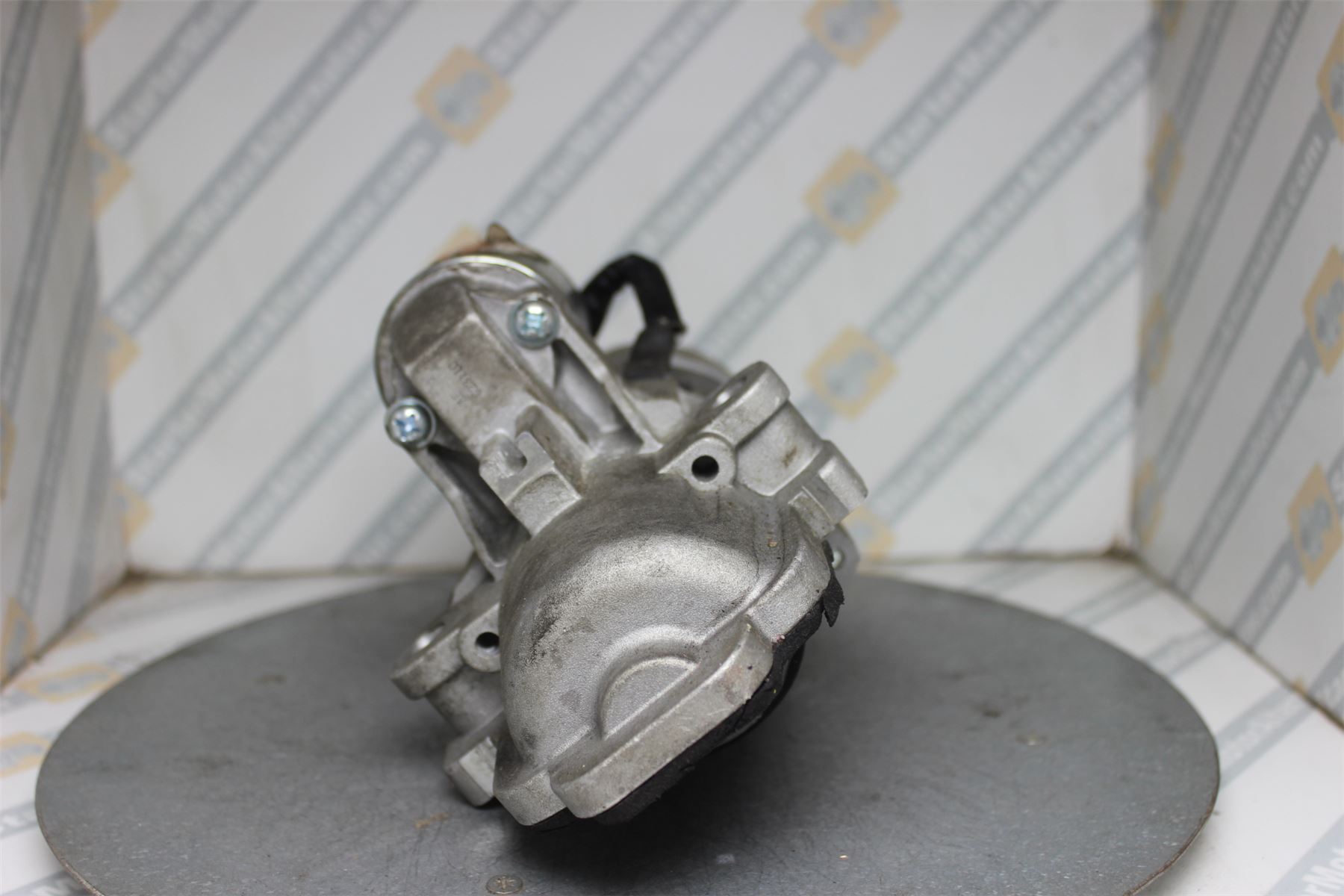 XIX1270 Starter Motor For Ford