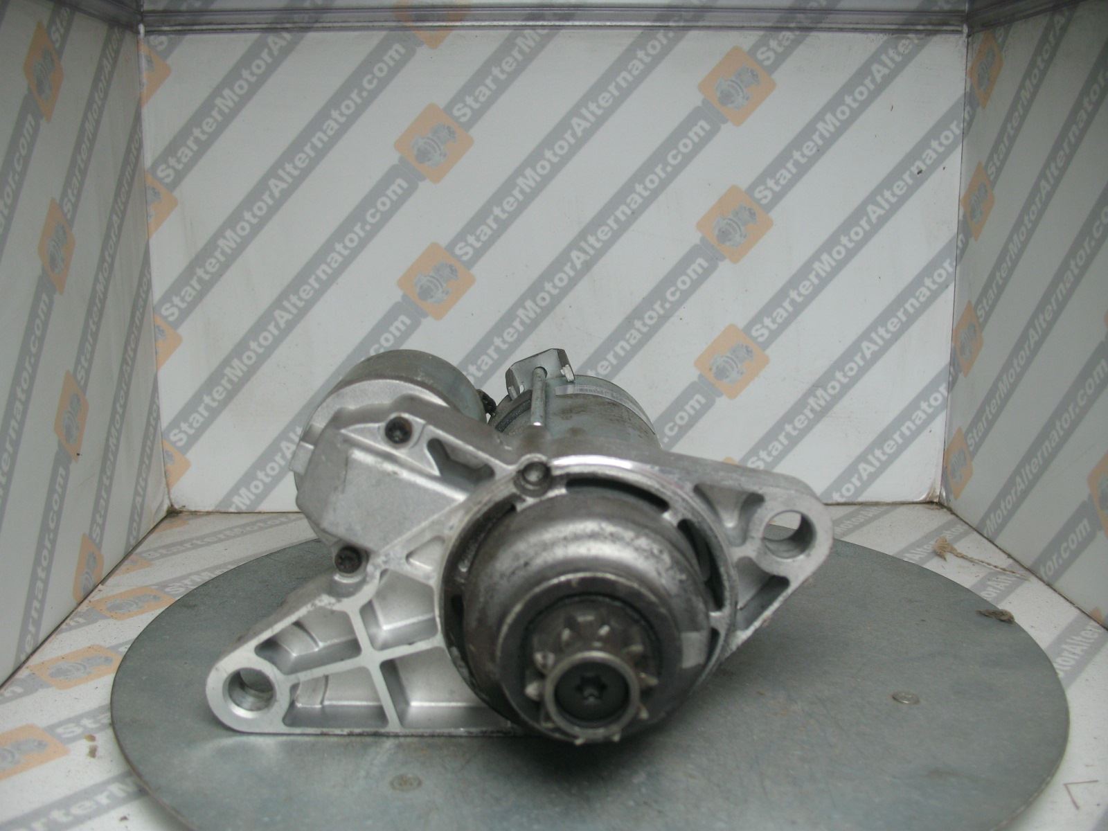XIU1330 Starter Motor For Audi / Seat / Skoda / Volkswagen