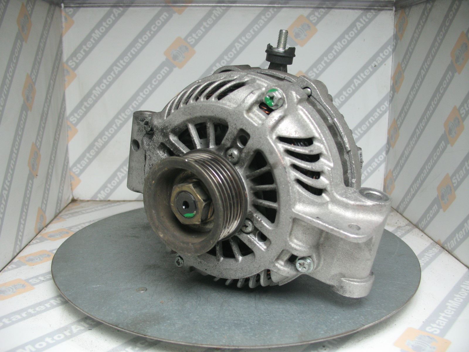 XIB1705 Alternator For Mazda