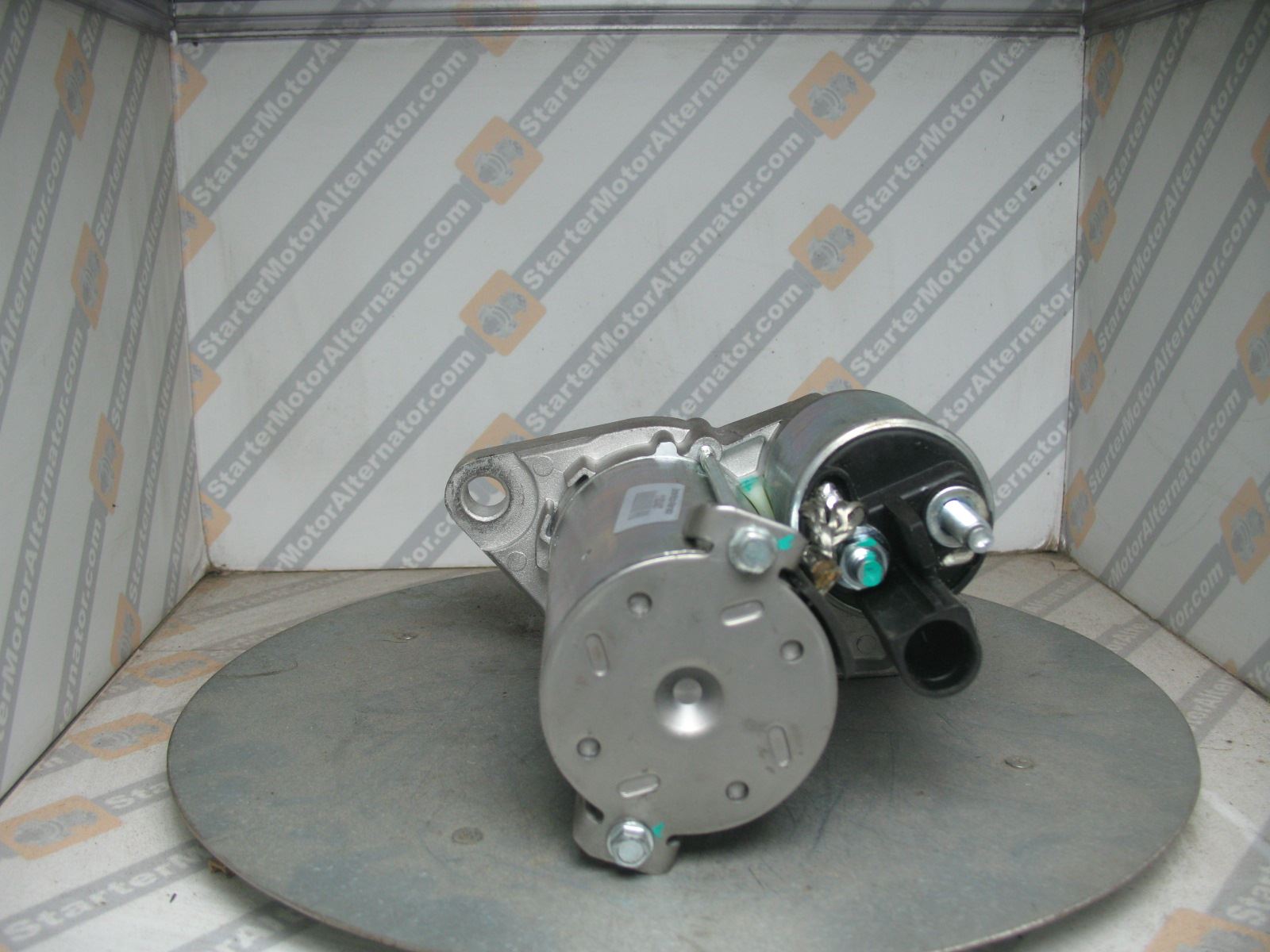 XIU1330 Starter Motor For Audi / Seat / Skoda / Volkswagen