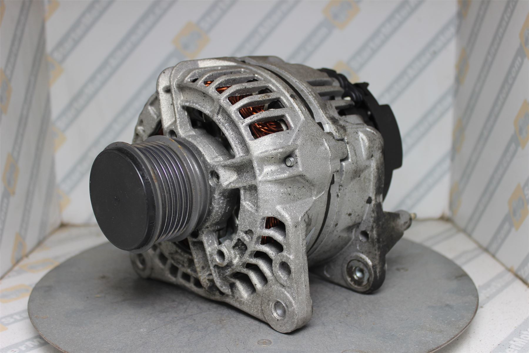 XIC1810 Alternator For Audi / Seat / Skoda / Volkswagen