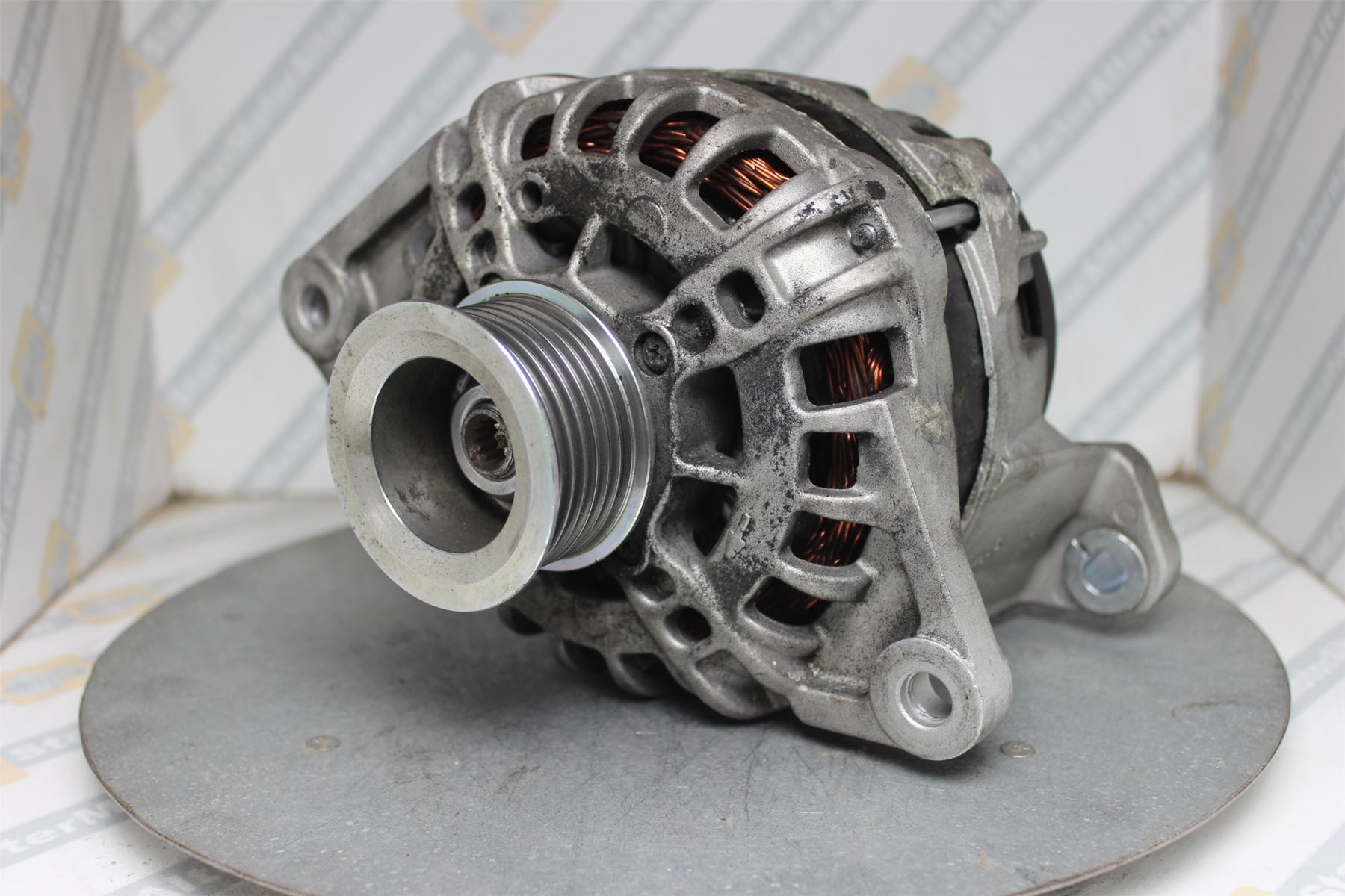 XIK3543 Alternator For Fiat / Iveco