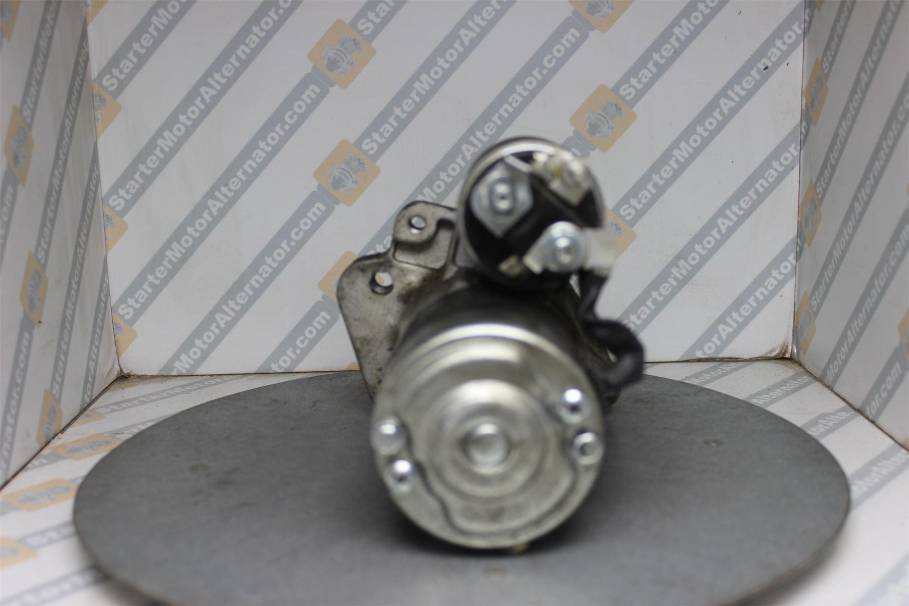 XIU1332 Starter Motor For Dacia / Mercedes Benz / Nissan / Renault