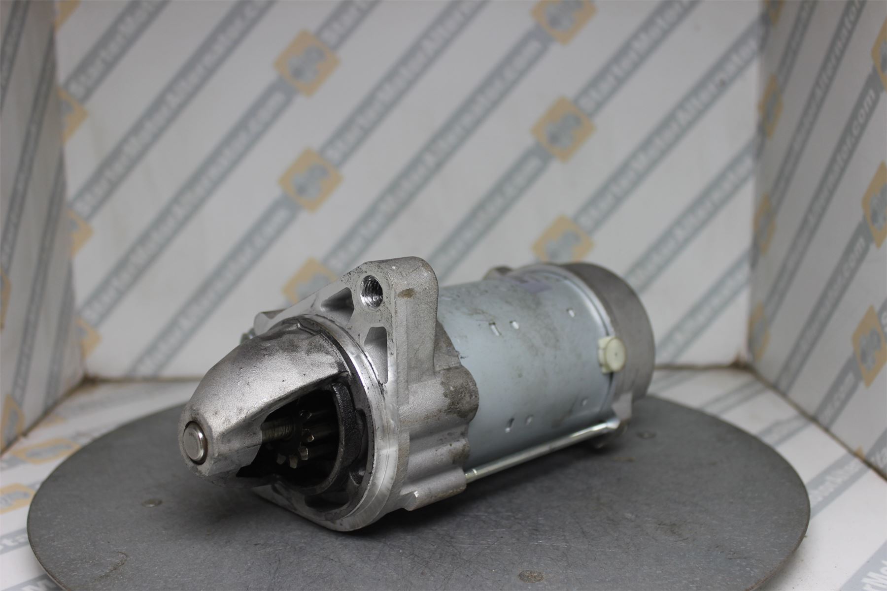 XIY2487 Starter Motor For Mercedes Benz