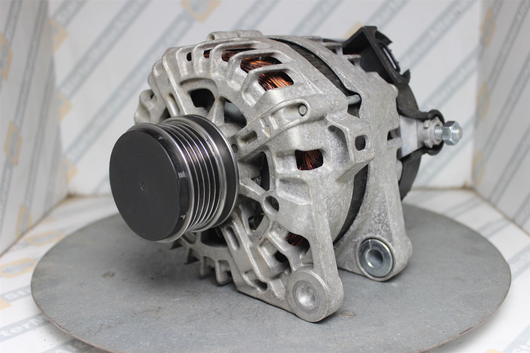XIK3610 Alternator For Hyundai / Kia