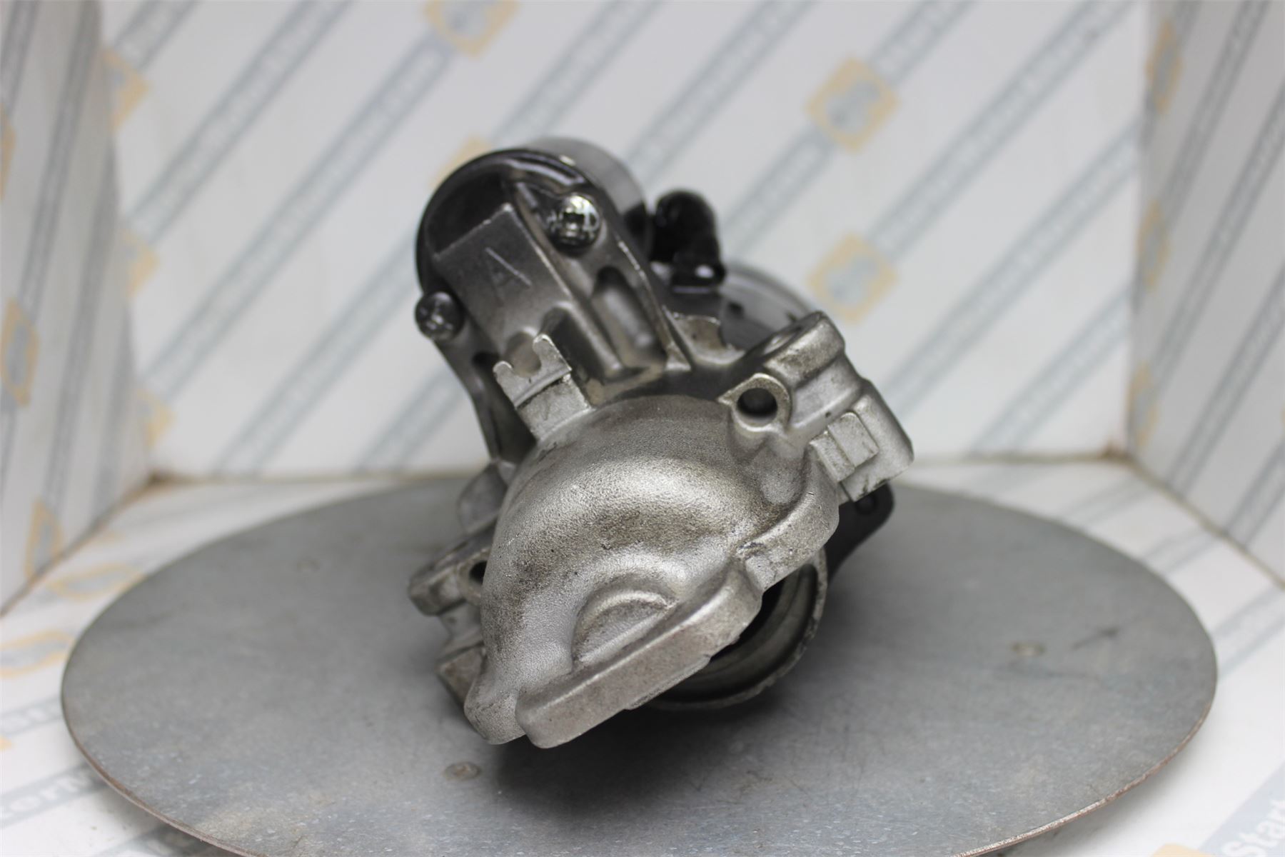 XIY3830 Starter Motor For Ford