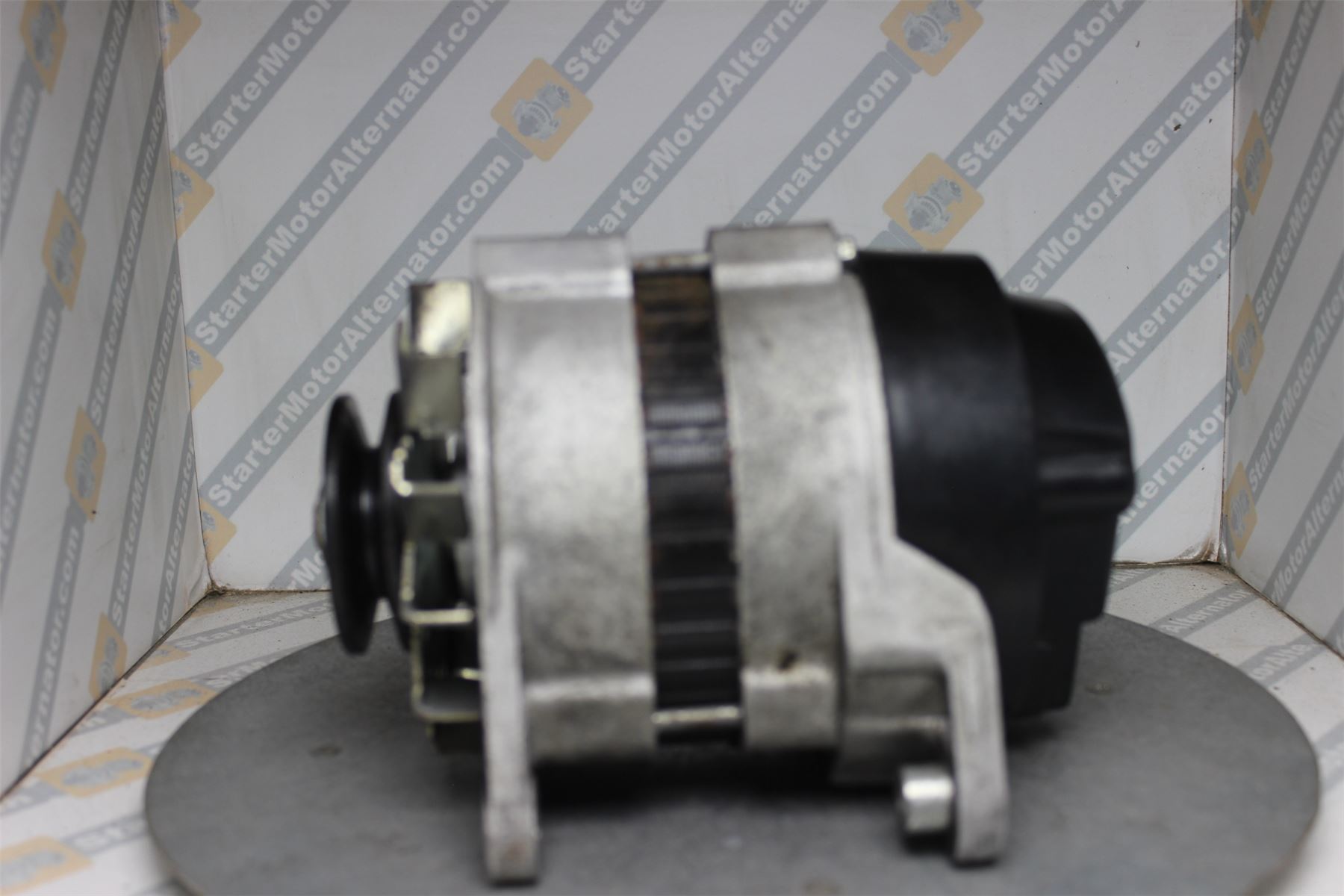 XIA1100 Alternator For BLMC Austin / BLMC Morris / Deutz / Ford / Ford Truck/Tractor / JCB / Land Rover / LDV / Leyland / MG / Morgan / Reliant / Rover / Triumph