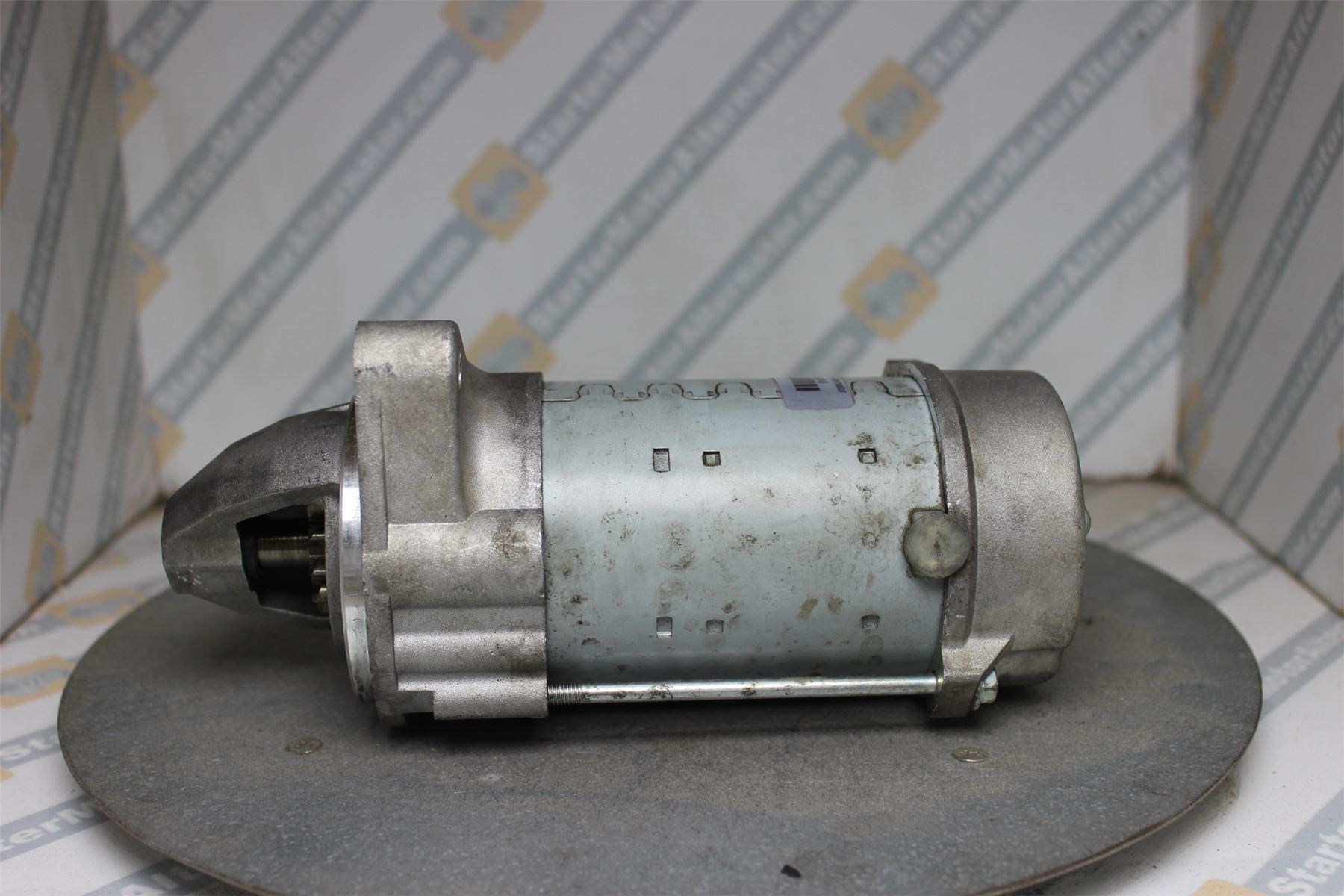 XIY2487 Starter Motor For Mercedes Benz