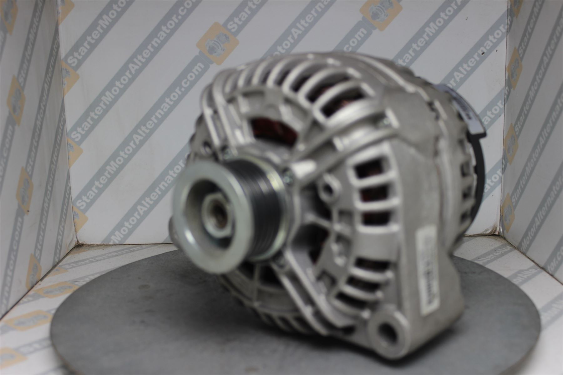 XIC1776 Alternator For Mercedes Benz