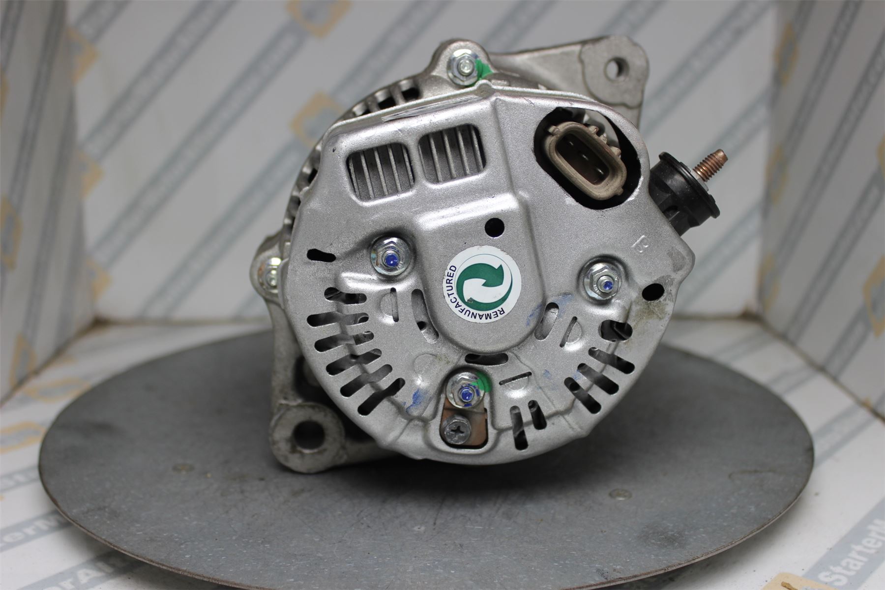 XIB1293 Alternator For Suzuki