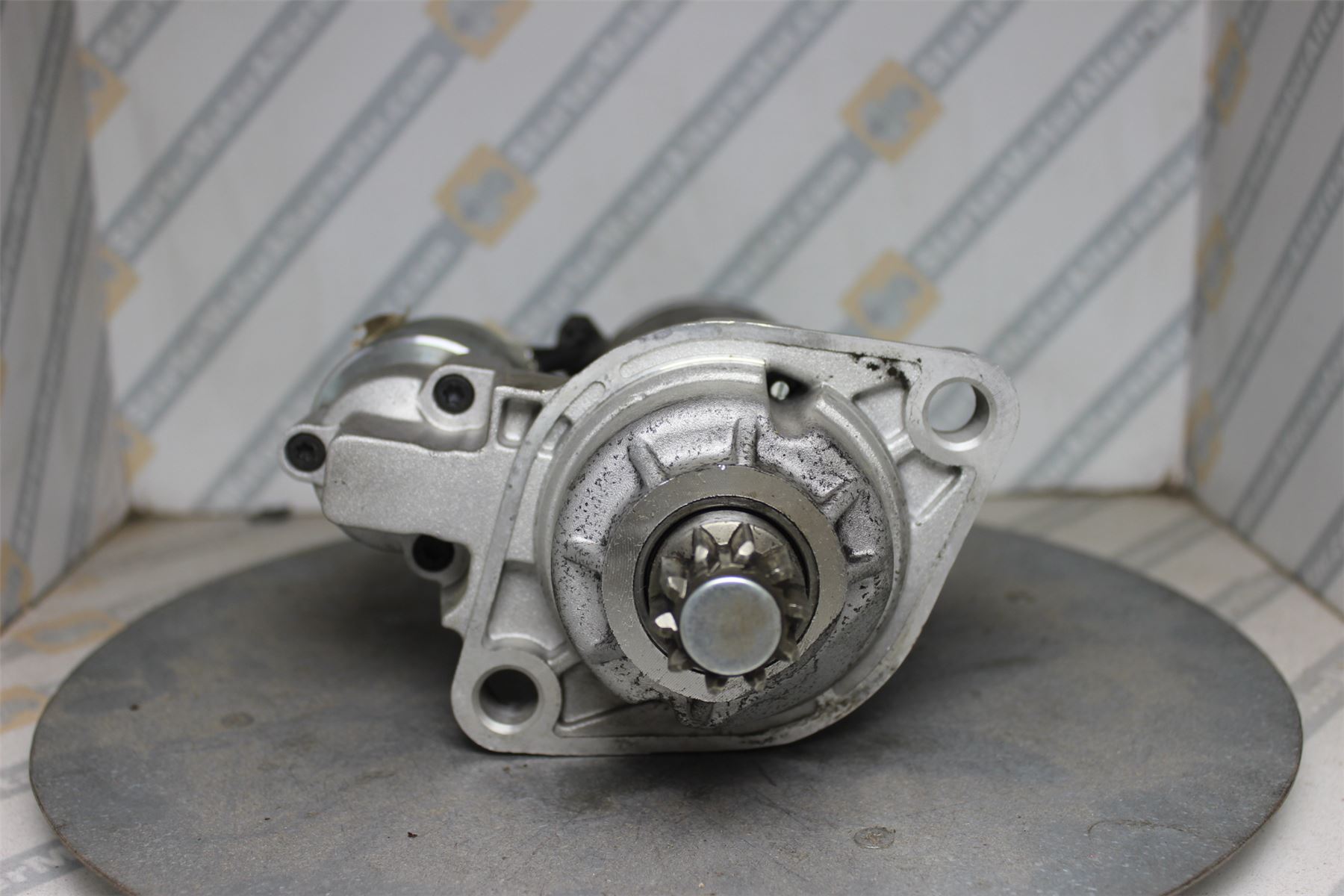 XIU1323 Starter Motor For Audi / Seat / Skoda / Volkswagen