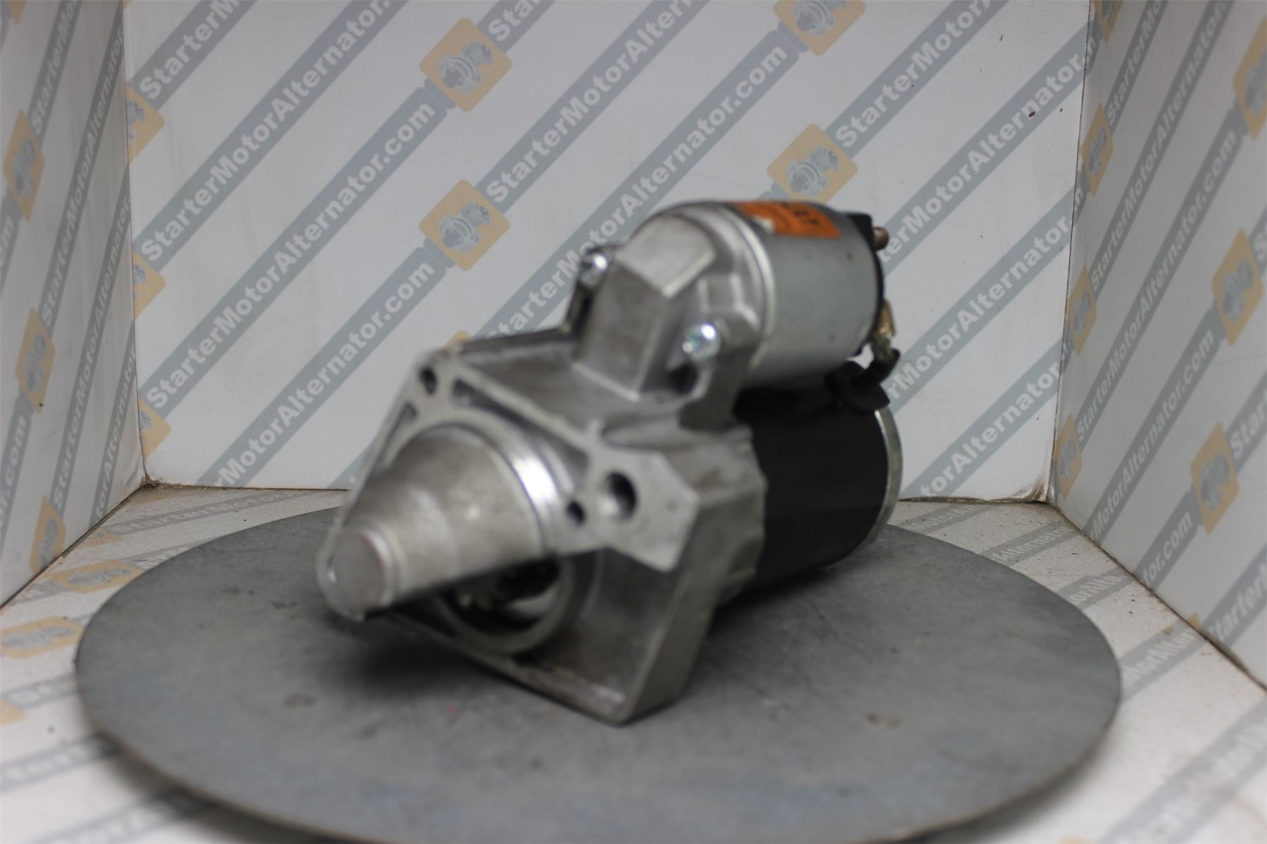 XIX1394 Starter Motor For Mercedes Benz / Nissan / Renault