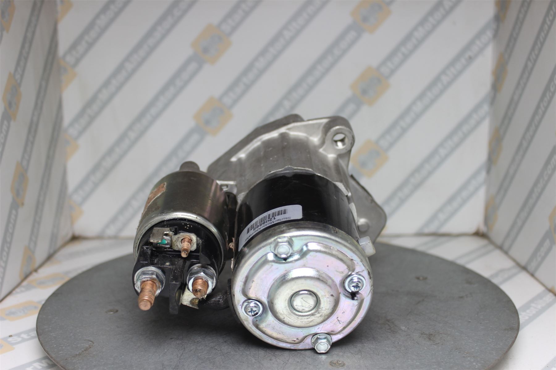 XIY3906 Starter Motor For Dacia / Nissan / Renault