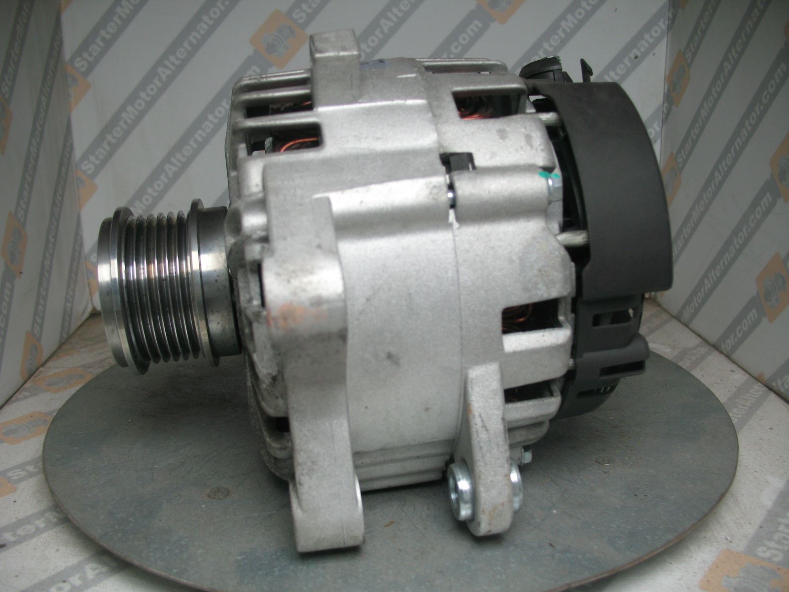 XIG1578 Alternator For Ford