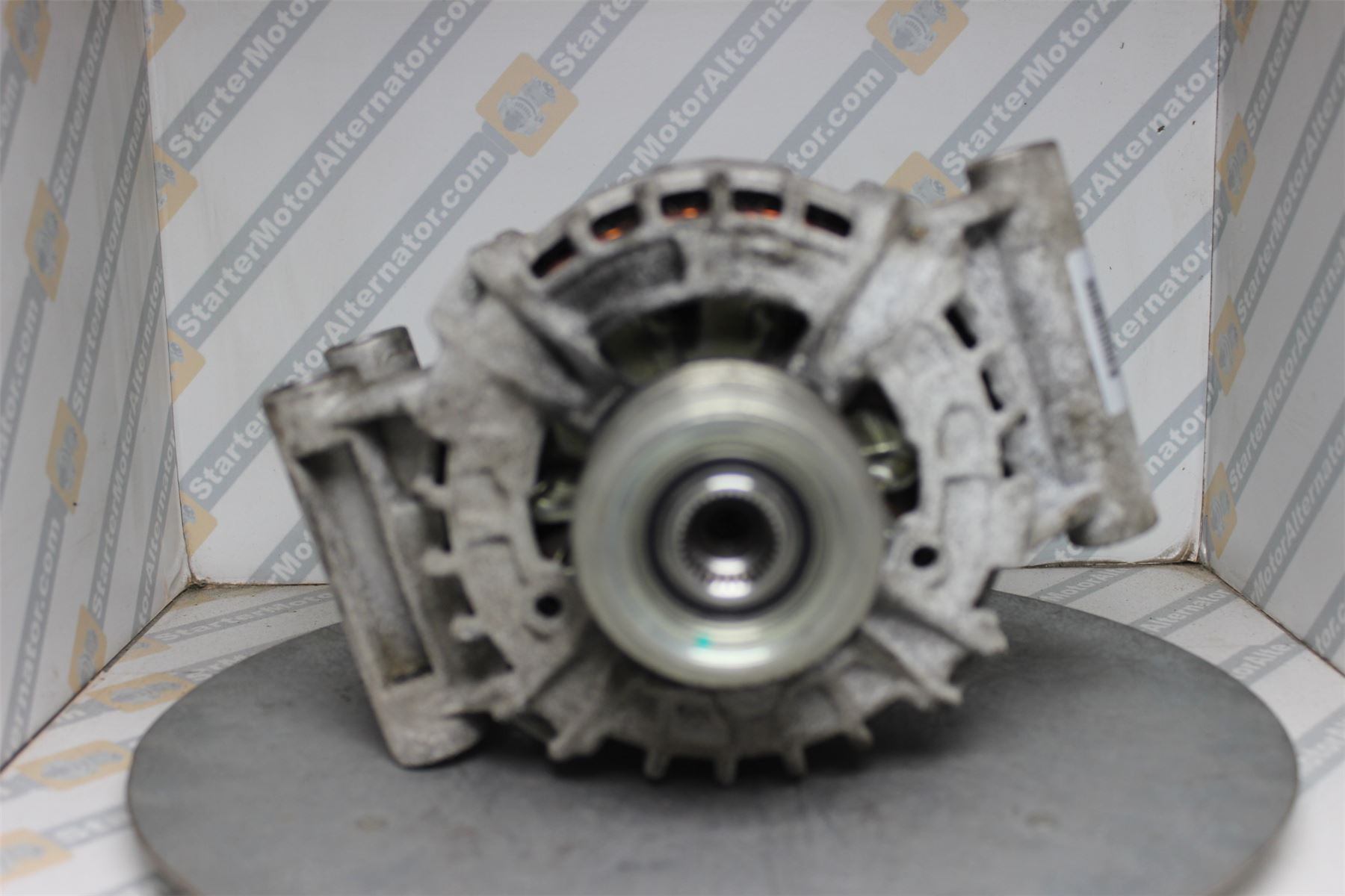 XIK3592 Alternator For Ford