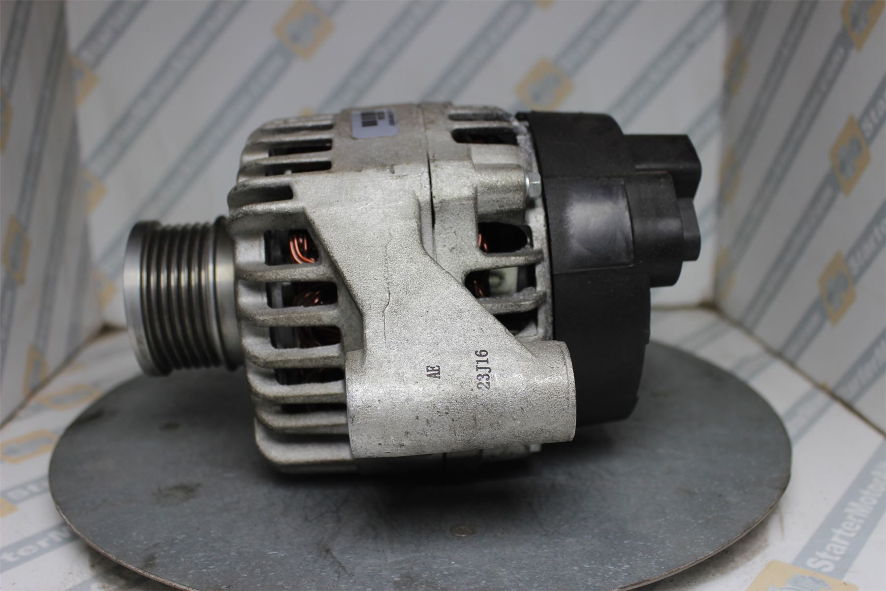 XIK3833 Alternator For Alfa Romeo / Fiat / Jeep