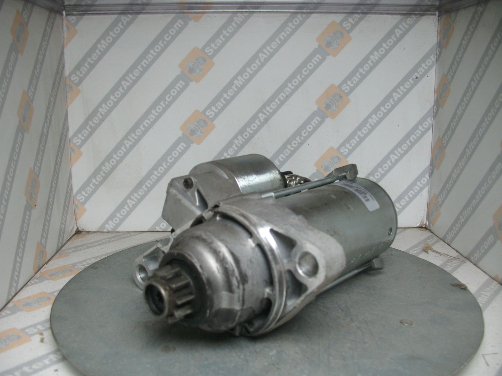 XIU1330 Starter Motor For Audi / Seat / Skoda / Volkswagen