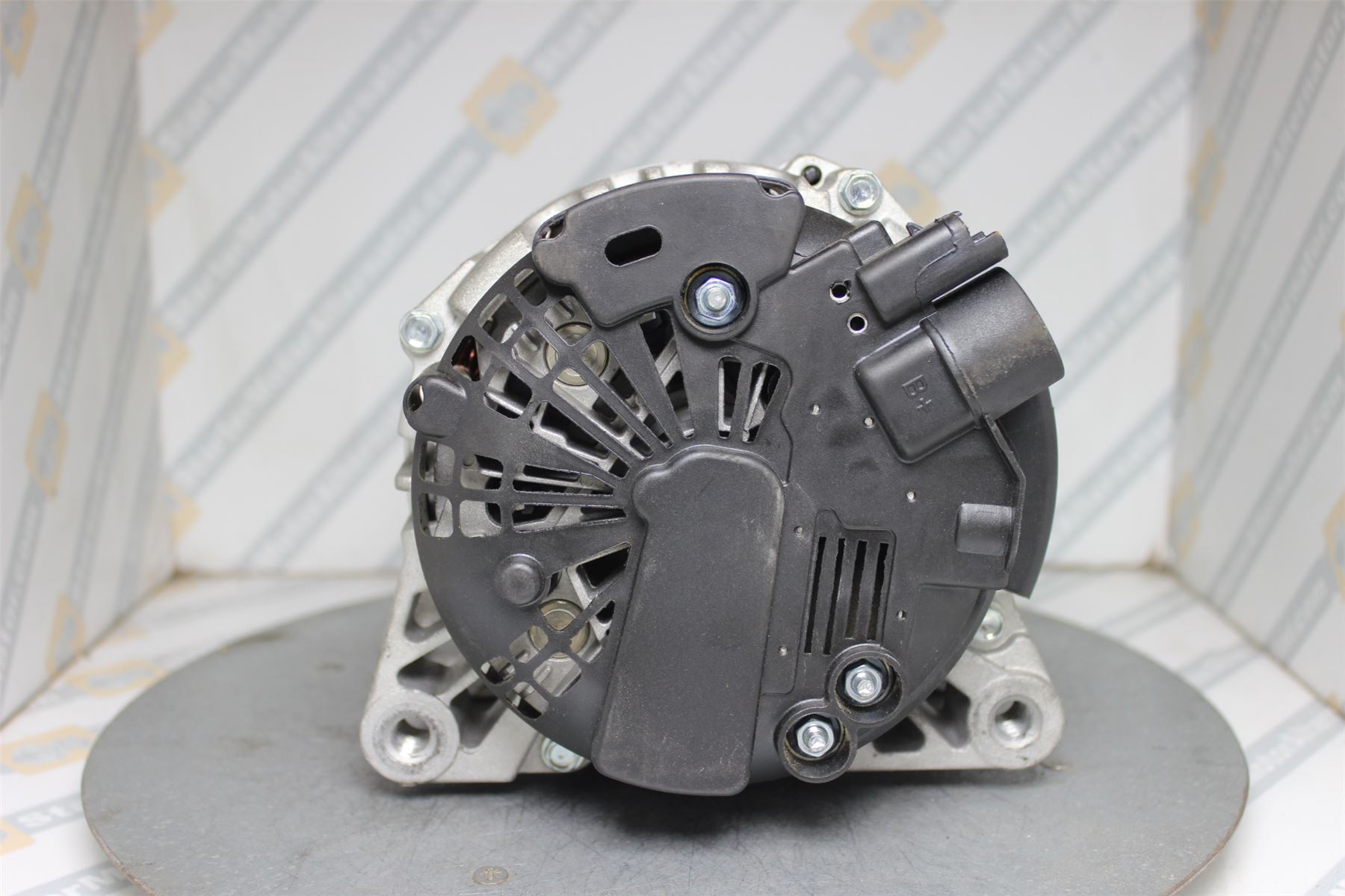 XIC1761 Alternator For Citroen / Fiat / Peugeot / Suzuki