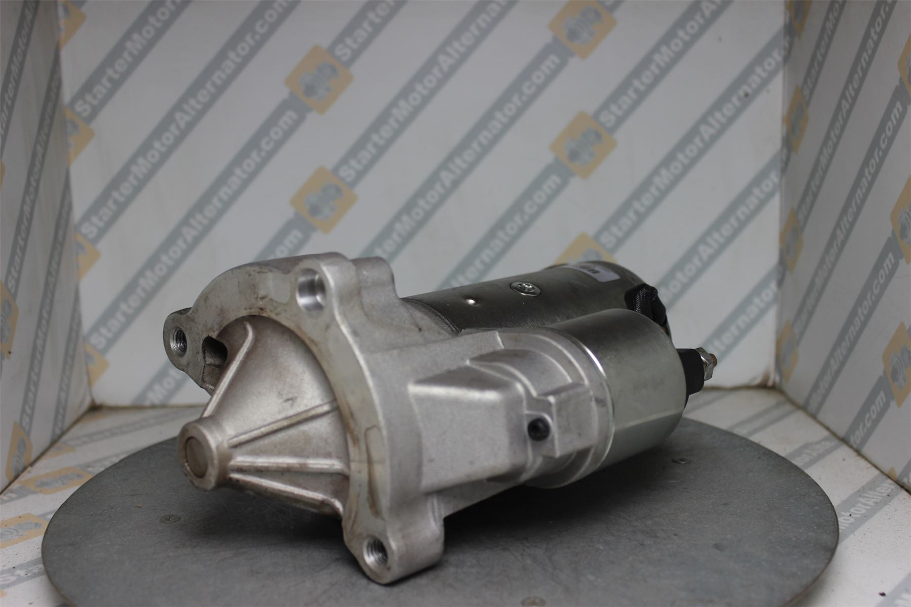 XIS7151 Starter Motor For Citroen / DS / Fiat / LDV / Mitsubishi / Peugeot / Tata / Toyota