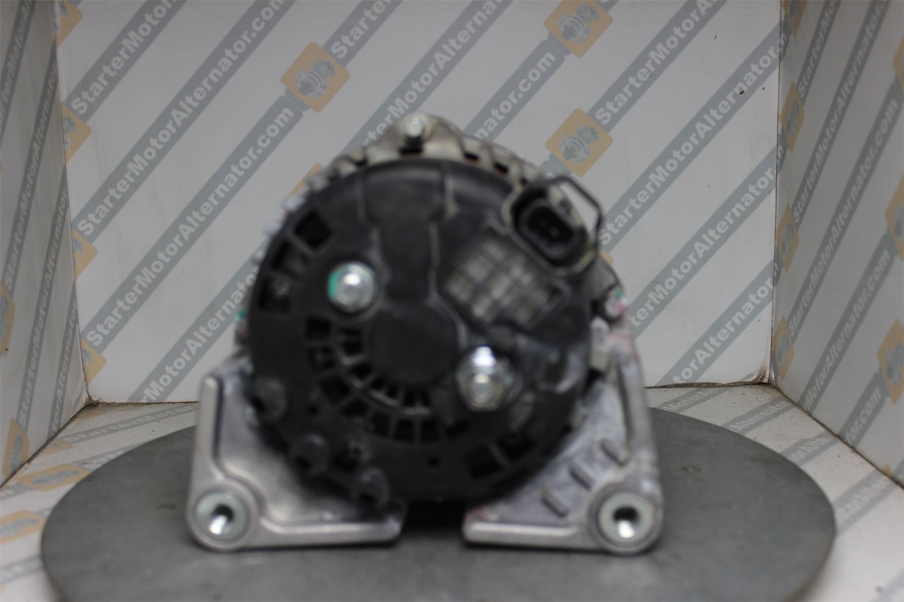 XIK3359 Alternator For Chevrolet / Opel / Vauxhall