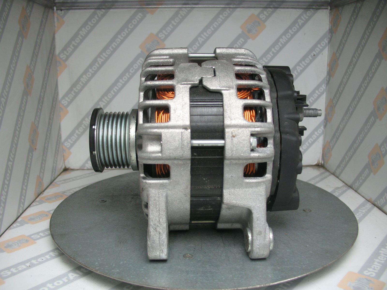XIK3925 Alternator For Nissan / Opel / Renault / Vauxhall